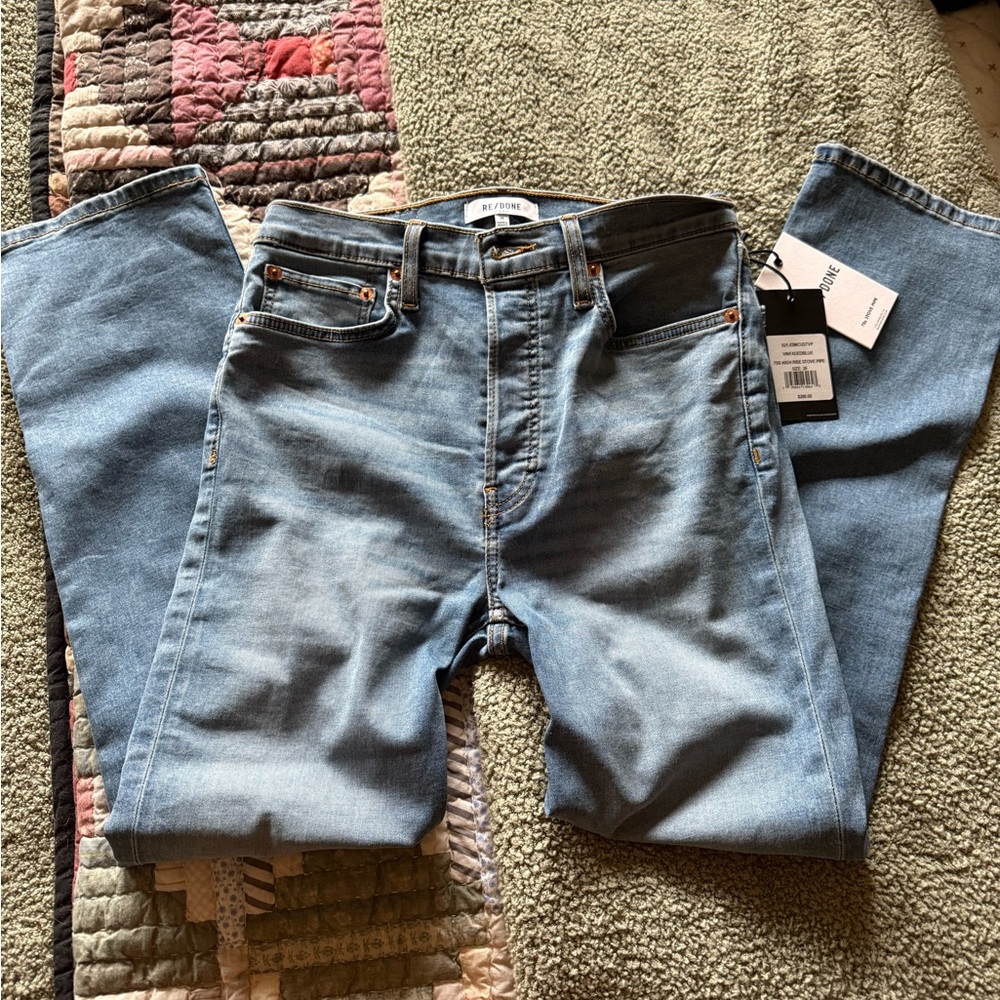 Re/Done Woman’s Light Blue Straight Jeans